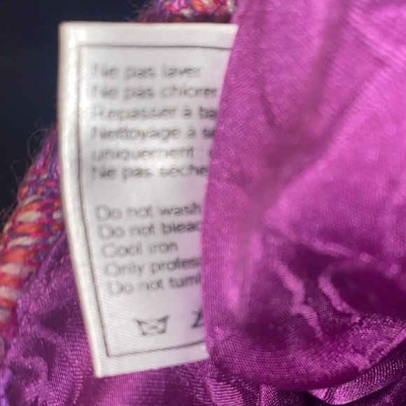 SOLD!!! Vintage Spring 2001 Chanel Fancy Tweed Houndstooth Purple & Pink Skirt - Picture 6 of 9